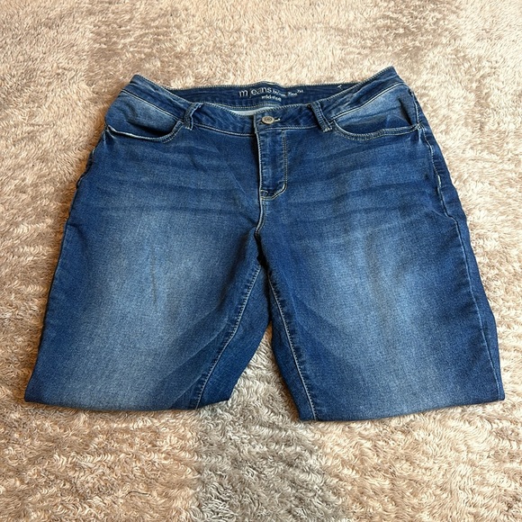 Maurice’s MJeans Midrise Plaid Bottom Jeans - Picture 3 of 5